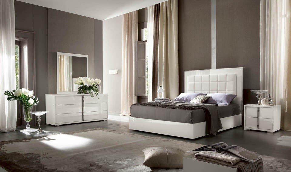 Imperia Contemporary Queen Bed