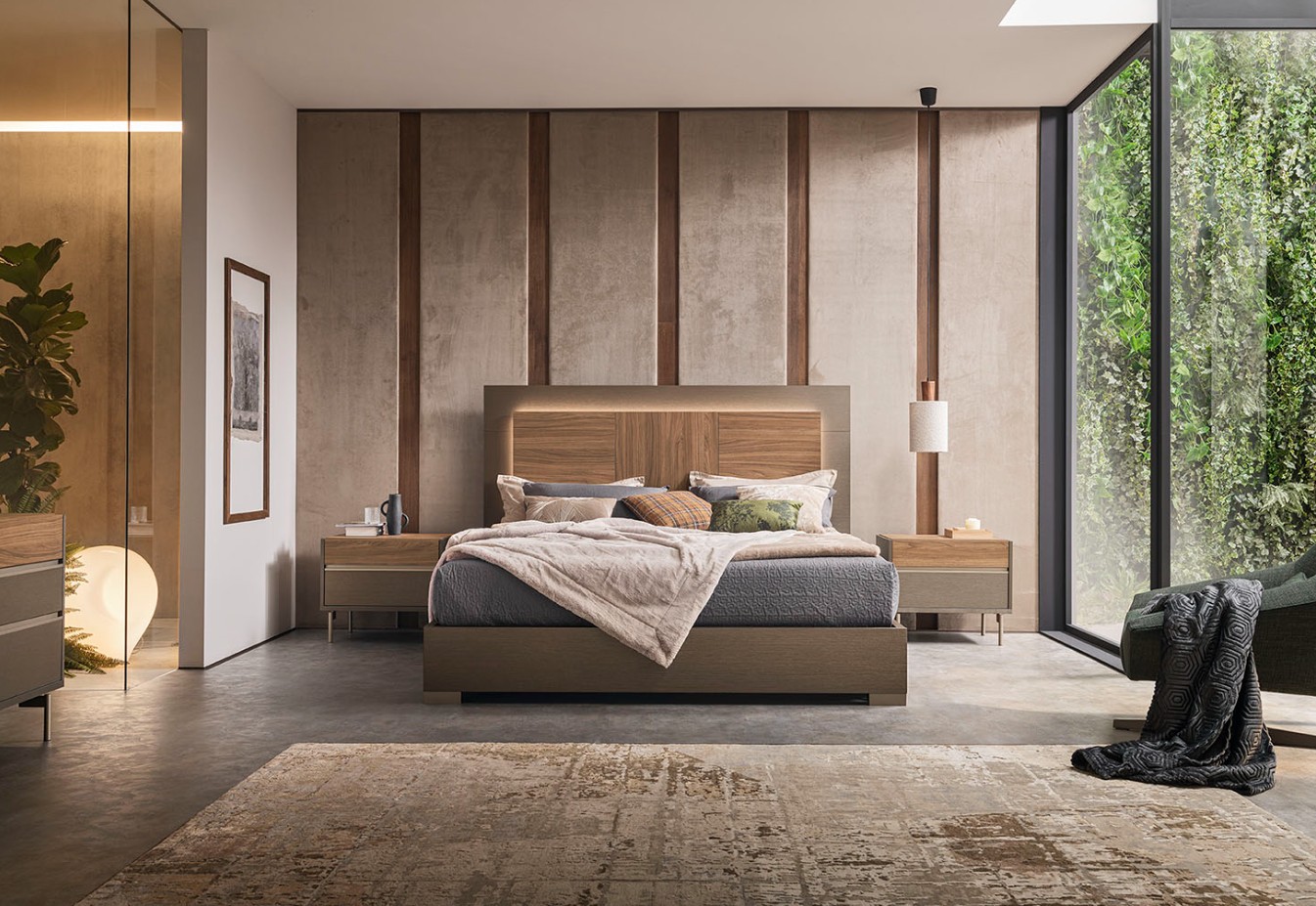 CityLife Wooden California King Bed