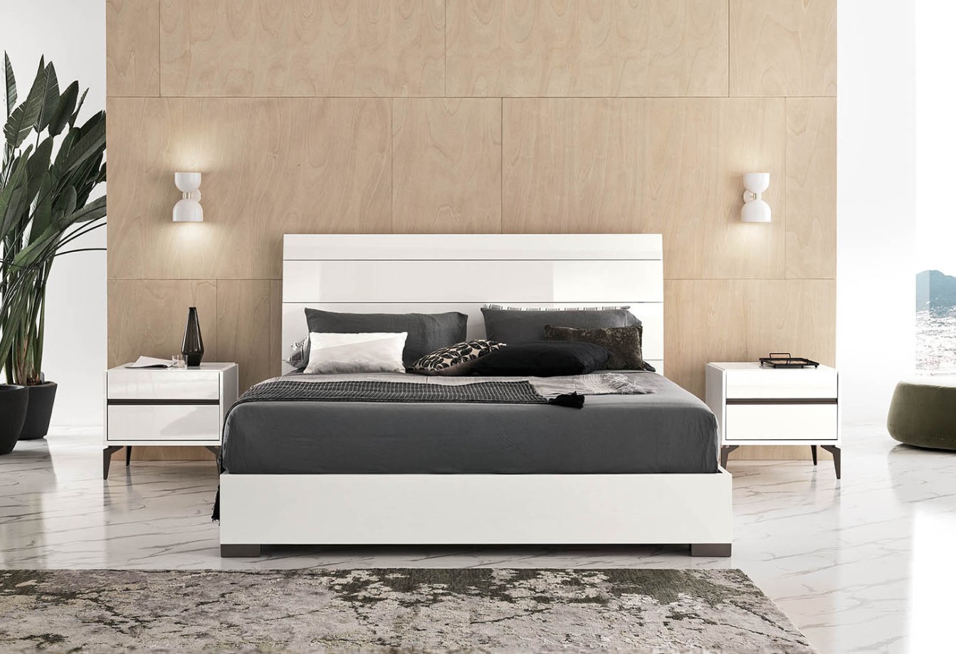 Costa Blanca California King Bed